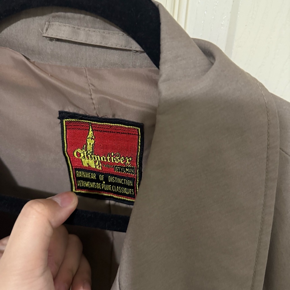 Vintage Climatizer Trench Coat Taupe | Belted | Size 42 Tall | Classic Raincoat - Picture 7 of 14